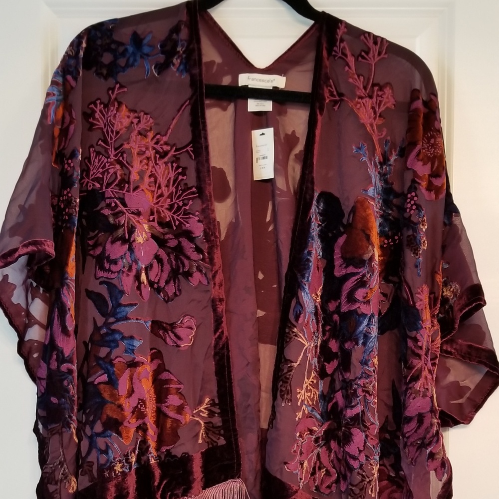 Poznan Floral Velvet Fringe Ruana